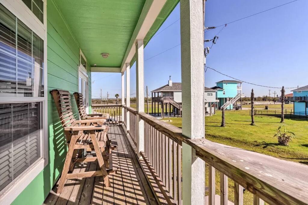 Coastal Heaven - Crystal Beach Relaxing Beach Home Bolivar Peninsula Εξωτερικό φωτογραφία